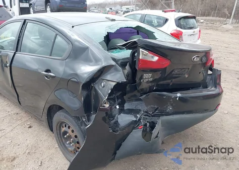 2015 Kia Forte Lx z USA, uszkodzony, nr VIN KNAFK4A60F5412023